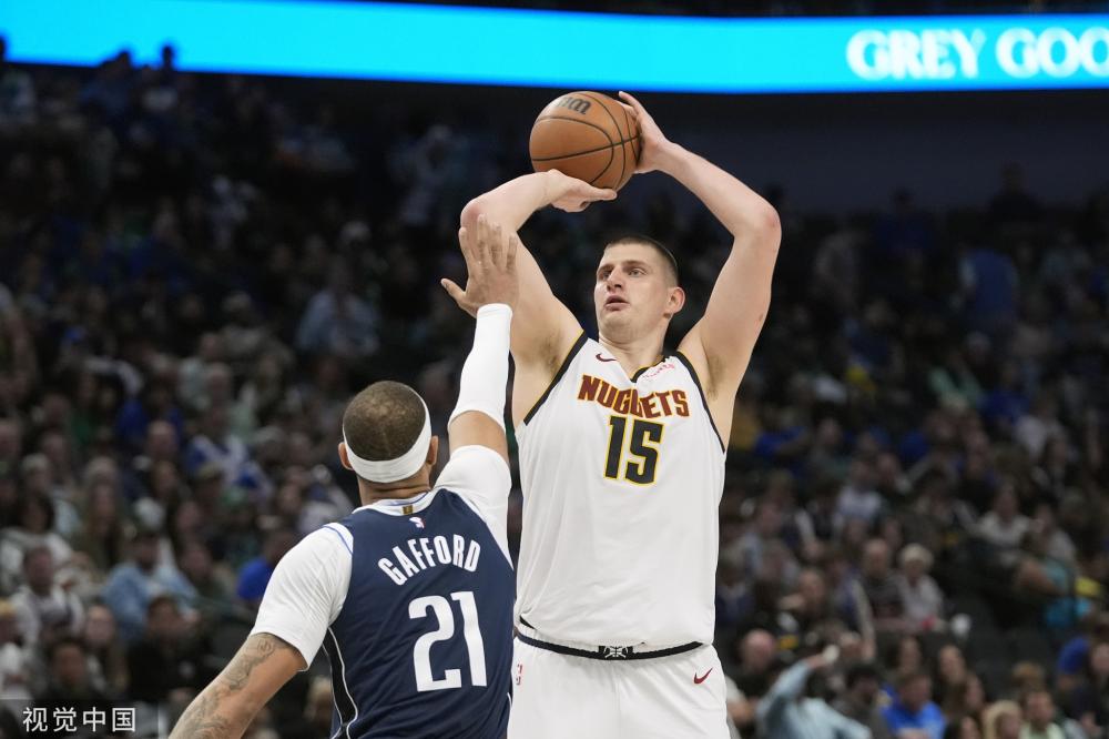 辛纳力克梅德韦杰夫 弗里茨晋级年终总决赛四强.