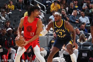 NBA共7人35岁后砍50+得分：库里4次历史第一，詹姆斯2次第二.