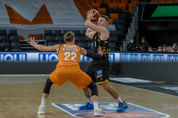 季后赛表现 季后赛表现