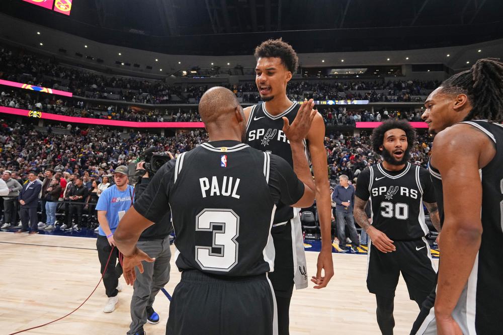 郭艾伦祝福韩德君：以后再也没你给我挡我传你扣篮了 退役后一切顺利